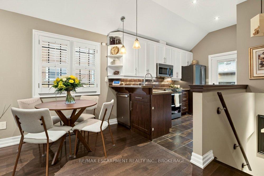 Photo 12 of 73 Margery Avenue, St. Catharines, Haig — HOMEH
