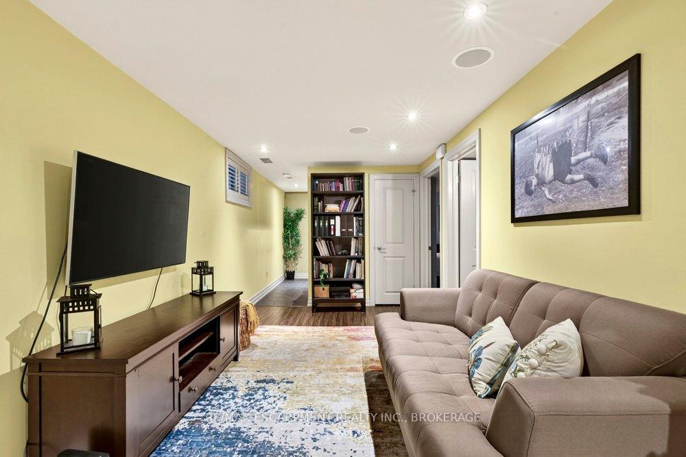 Photo 33 of 73 Margery Avenue, St. Catharines, Haig — HOMEH