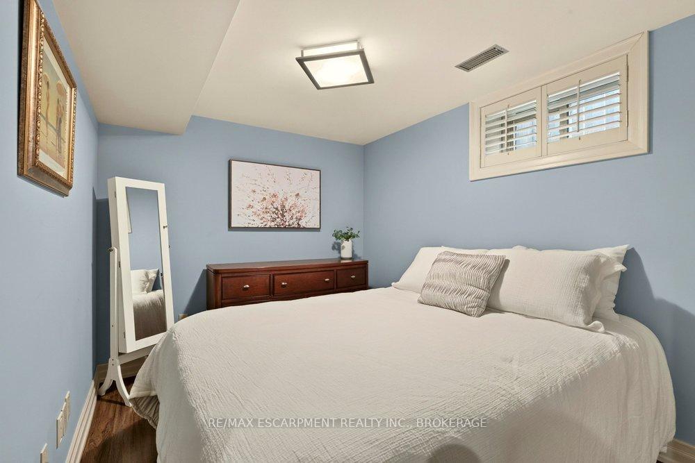 Photo 35 of 73 Margery Avenue, St. Catharines, Haig — HOMEH