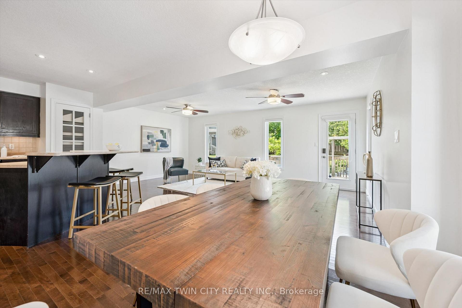Photo 10 of Unit 36, 555 Chablis Drive, Waterloo, Beechwood West — HOMEH