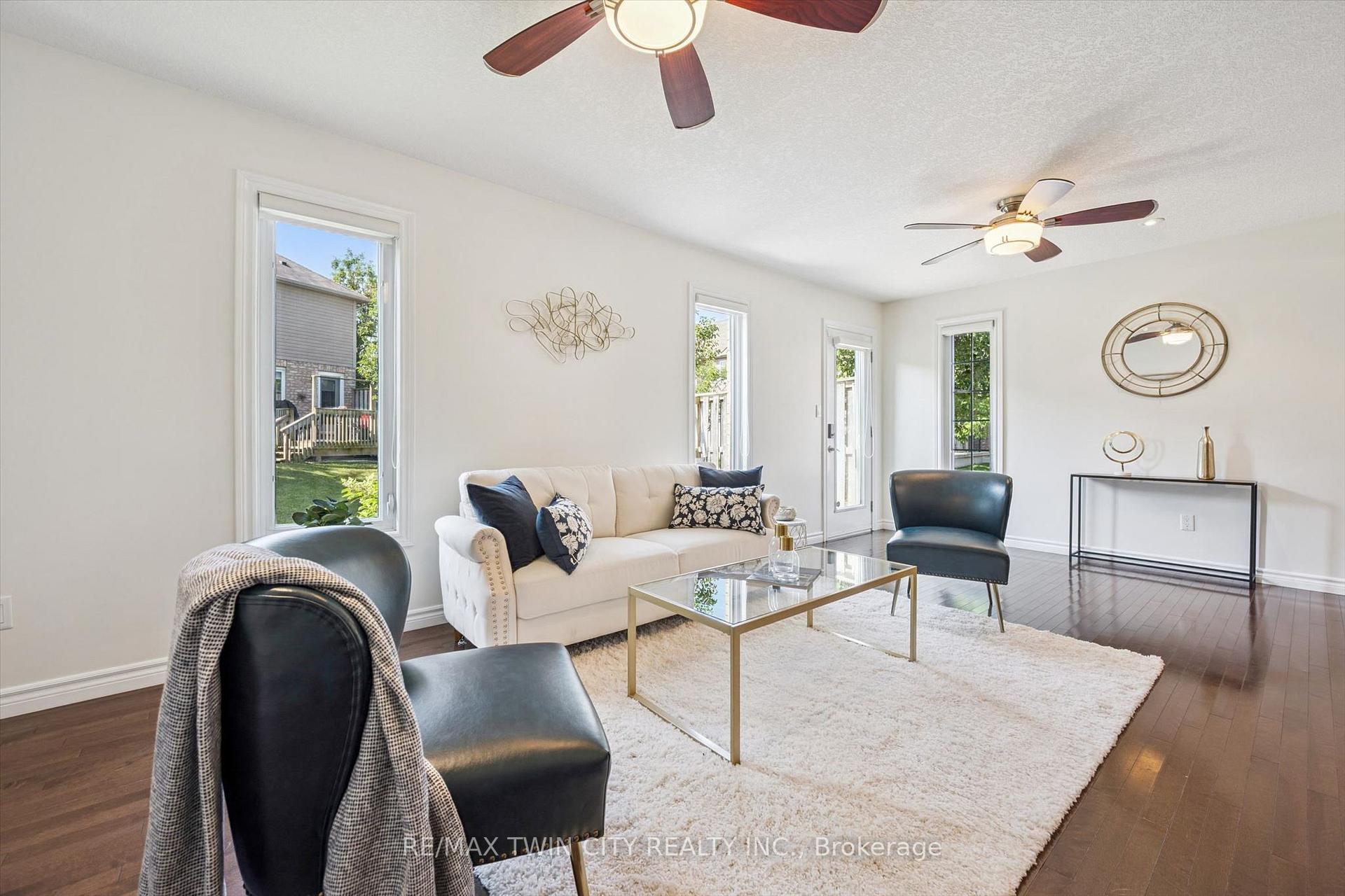 Photo 13 of Unit 36, 555 Chablis Drive, Waterloo, Beechwood West — HOMEH