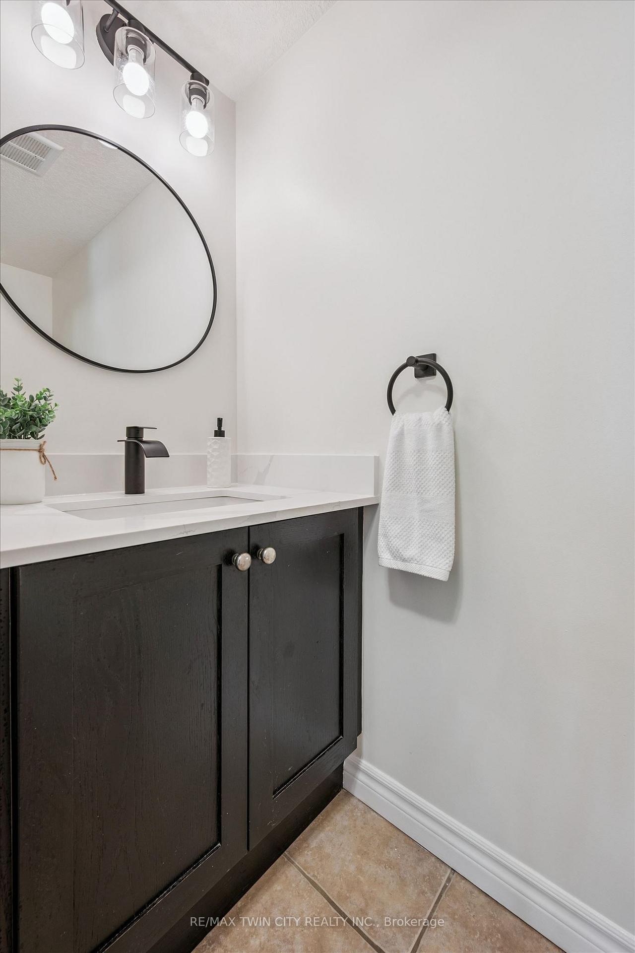 Photo 31 of Unit 36, 555 Chablis Drive, Waterloo, Beechwood West — HOMEH