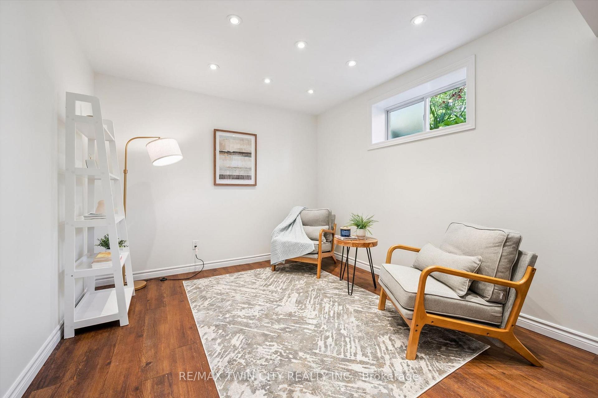 Photo 33 of Unit 36, 555 Chablis Drive, Waterloo, Beechwood West — HOMEH