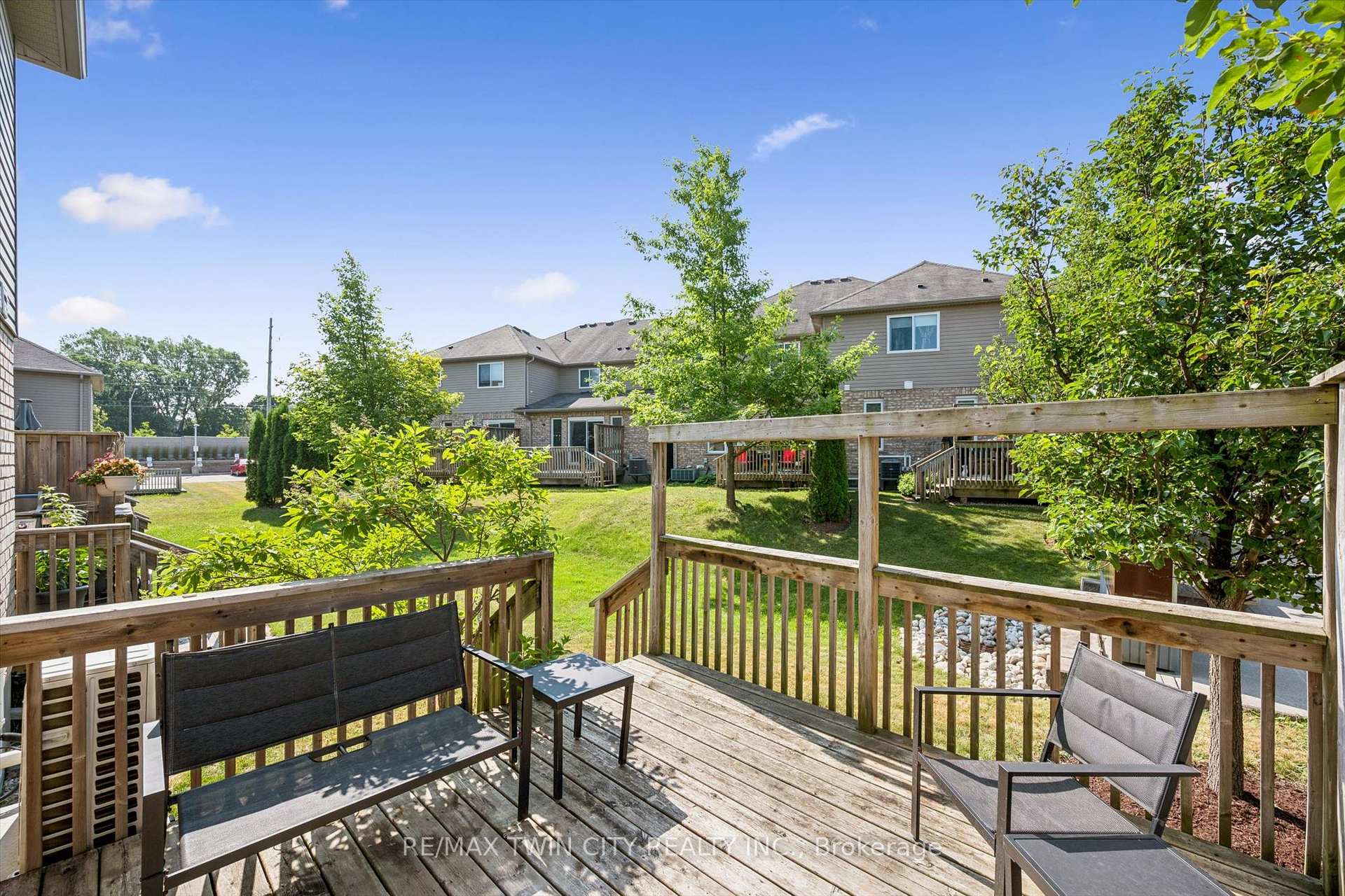 Photo 40 of Unit 36, 555 Chablis Drive, Waterloo, Beechwood West — HOMEH