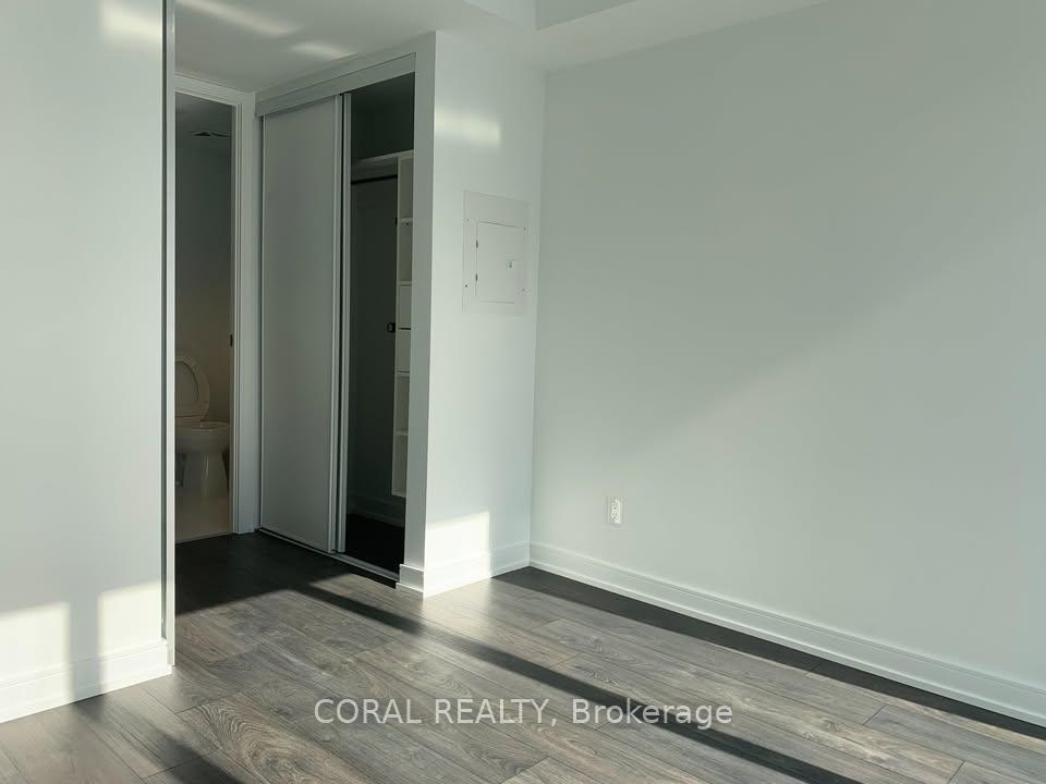 Photo 8 of Unit 303, 3 Gloucester Street, Toronto, Church-Yonge Corridor — HOMEH