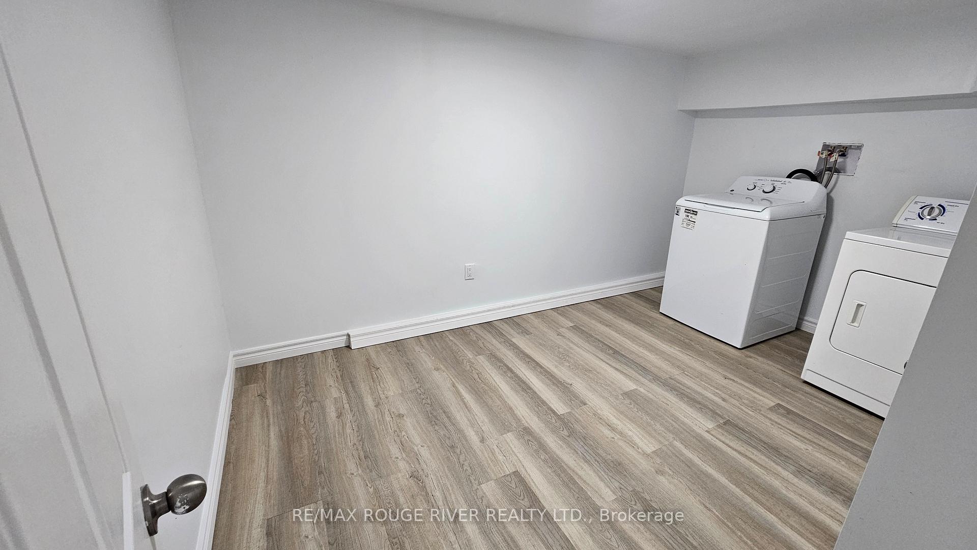 Photo 16 of 332 Rosedale Drive, Whitby, Downtown Whitby — HOMEH