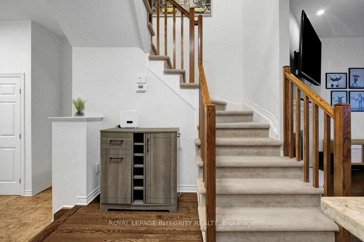 Photo 8 of 193 Mojave Crescent, Ottawa, Stittsville (North) — HOMEH