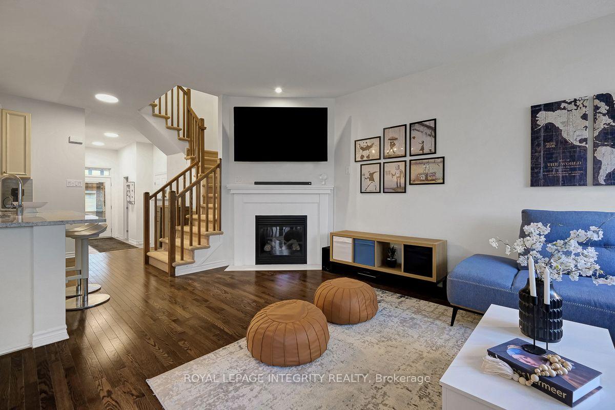 Photo 10 of 193 Mojave Crescent, Ottawa, Stittsville (North) — HOMEH