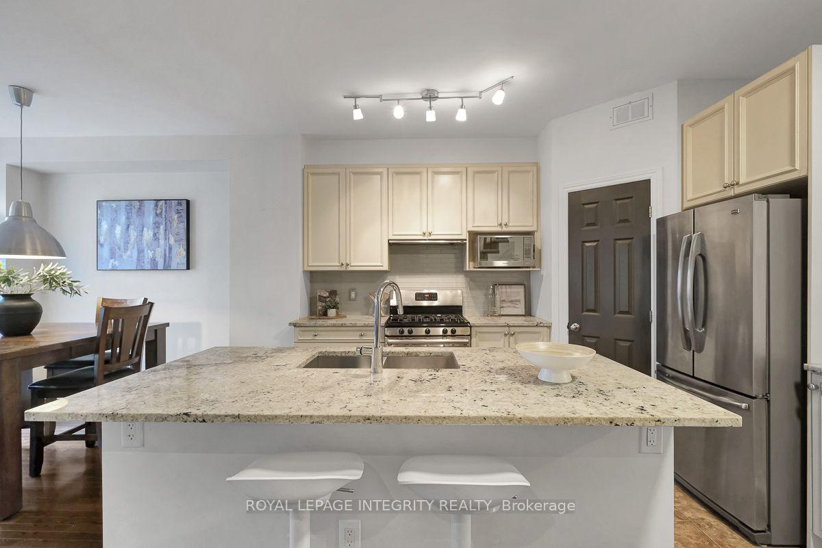 Photo 20 of 193 Mojave Crescent, Ottawa, Stittsville (North) — HOMEH