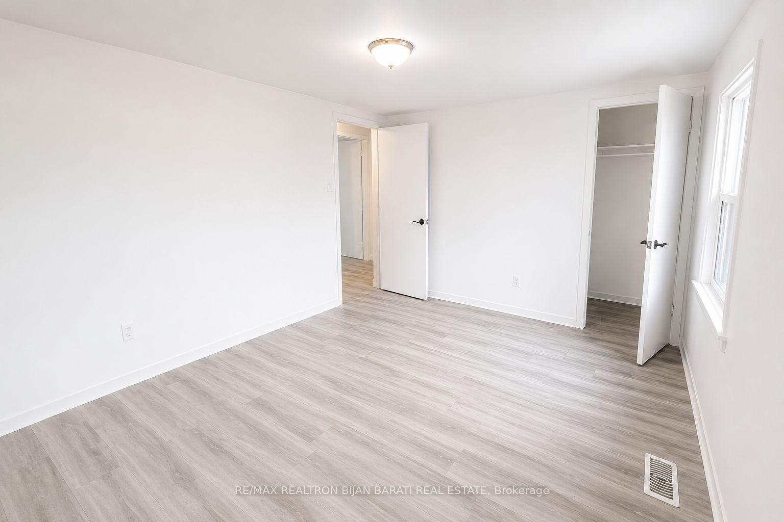 Photo 7 of 167 Ruggles Avenue, Richmond Hill, Harding — HOMEH
