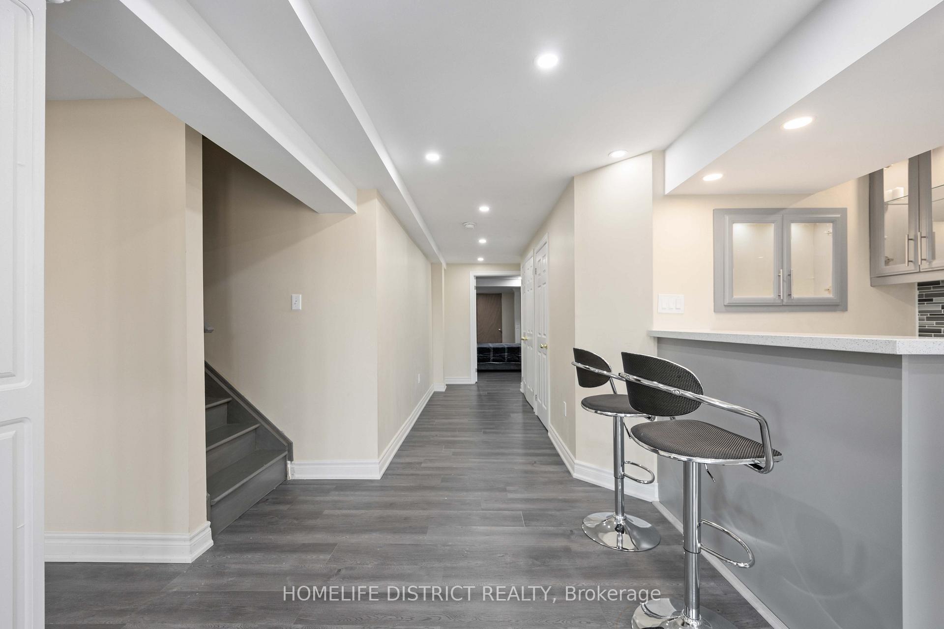 Photo 9 of 7 Mosely Crescent, Ajax, Northeast Ajax — HOMEH
