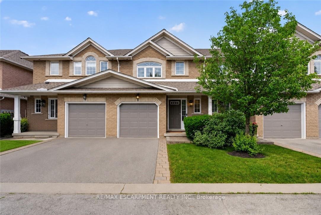 Photo 2 of Unit 8, 2151 Walkers Line, Burlington, Rose — HOMEH