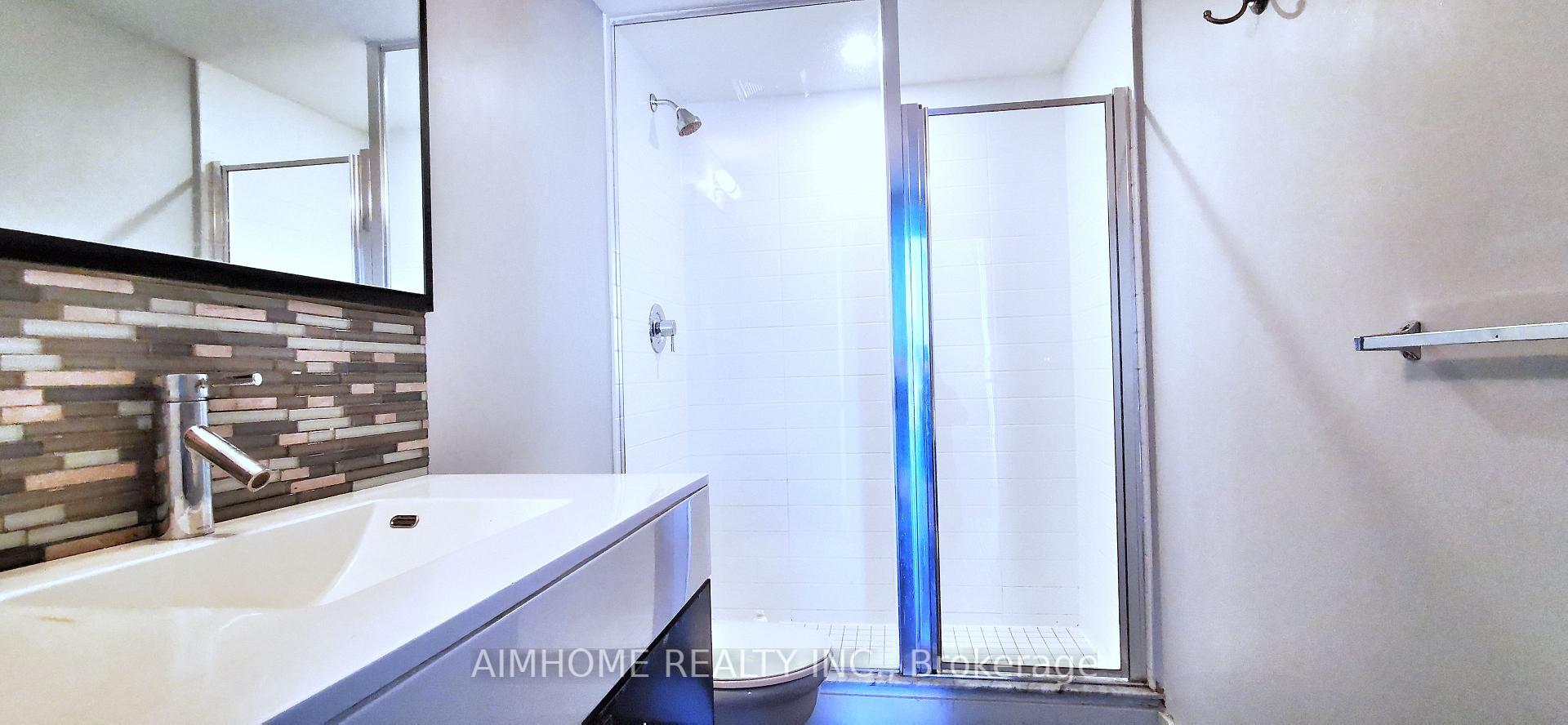 Photo 17 of Unit 1708, 126 Simcoe Street, Toronto, Waterfront Communities — HOMEH