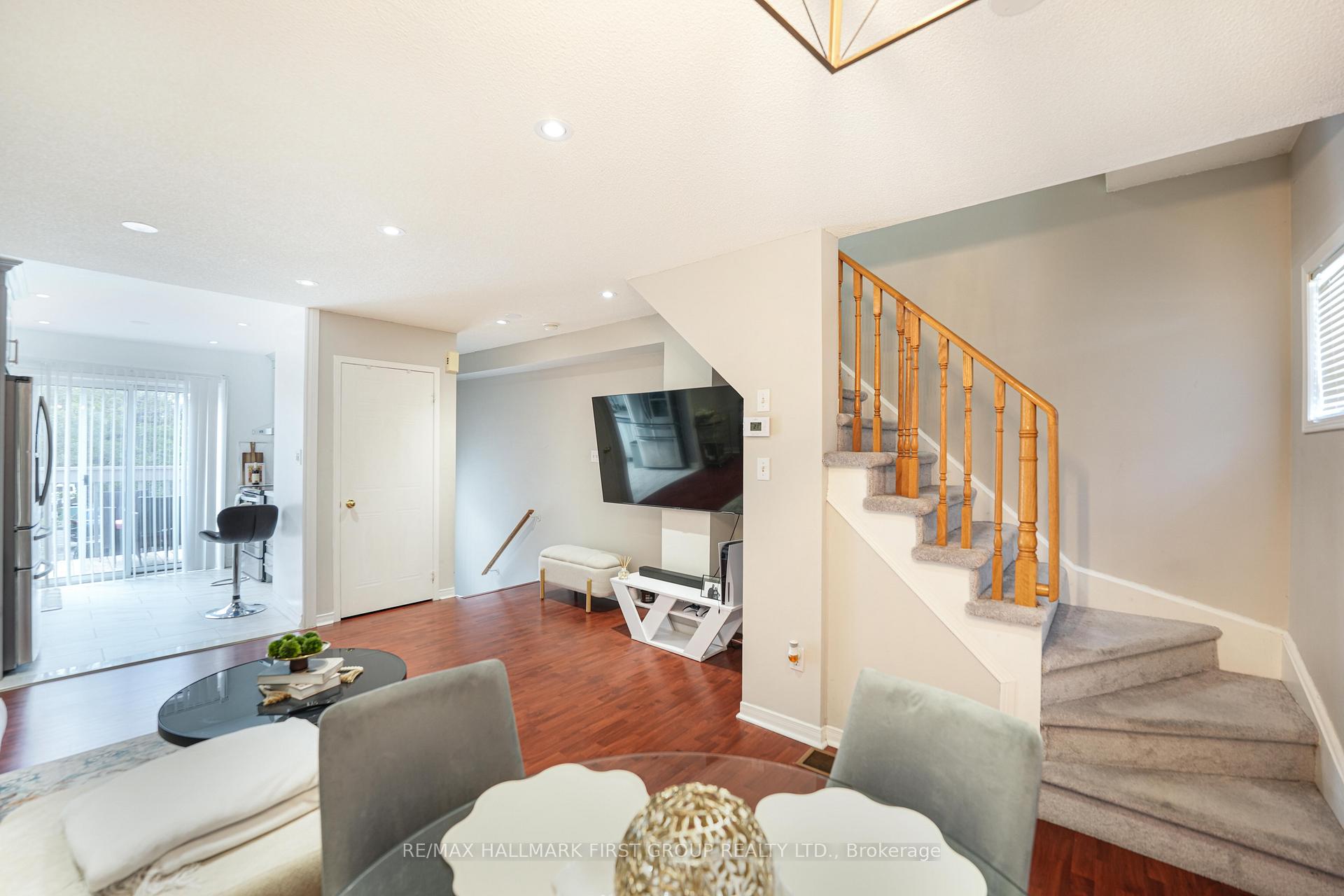 Photo 5 of Unit 60, 1865 Kingston Road, Pickering, Village East — HOMEH