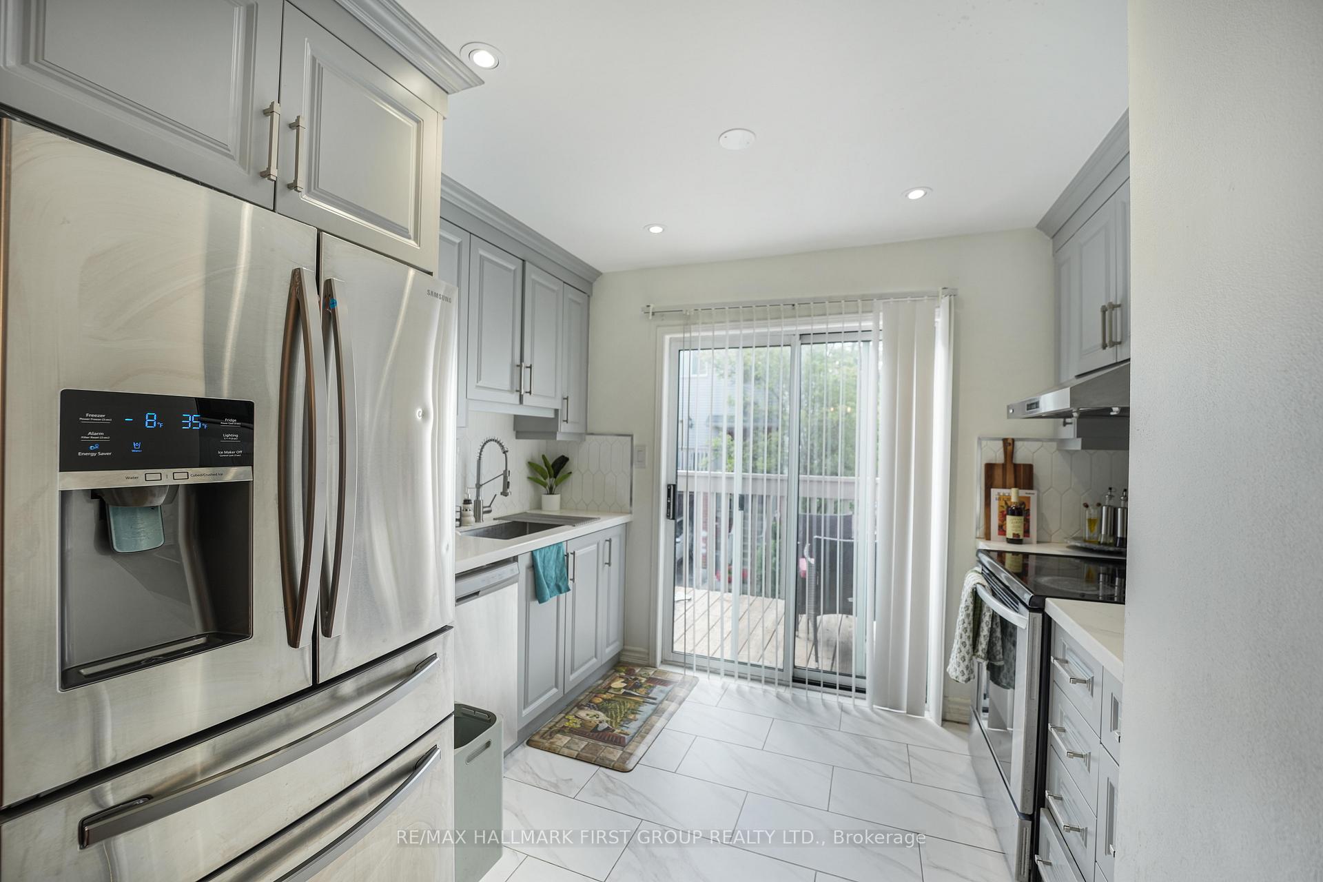 Photo 7 of Unit 60, 1865 Kingston Road, Pickering, Village East — HOMEH