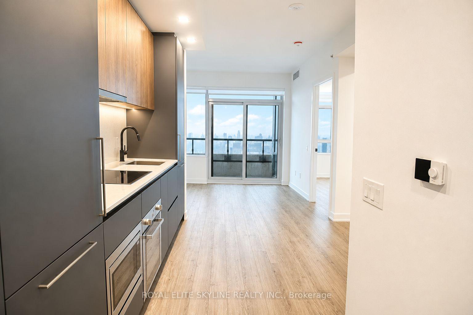Photo 4 of Unit 4910, 609 Sherbourne Street, Toronto, North St. James Town — HOMEH