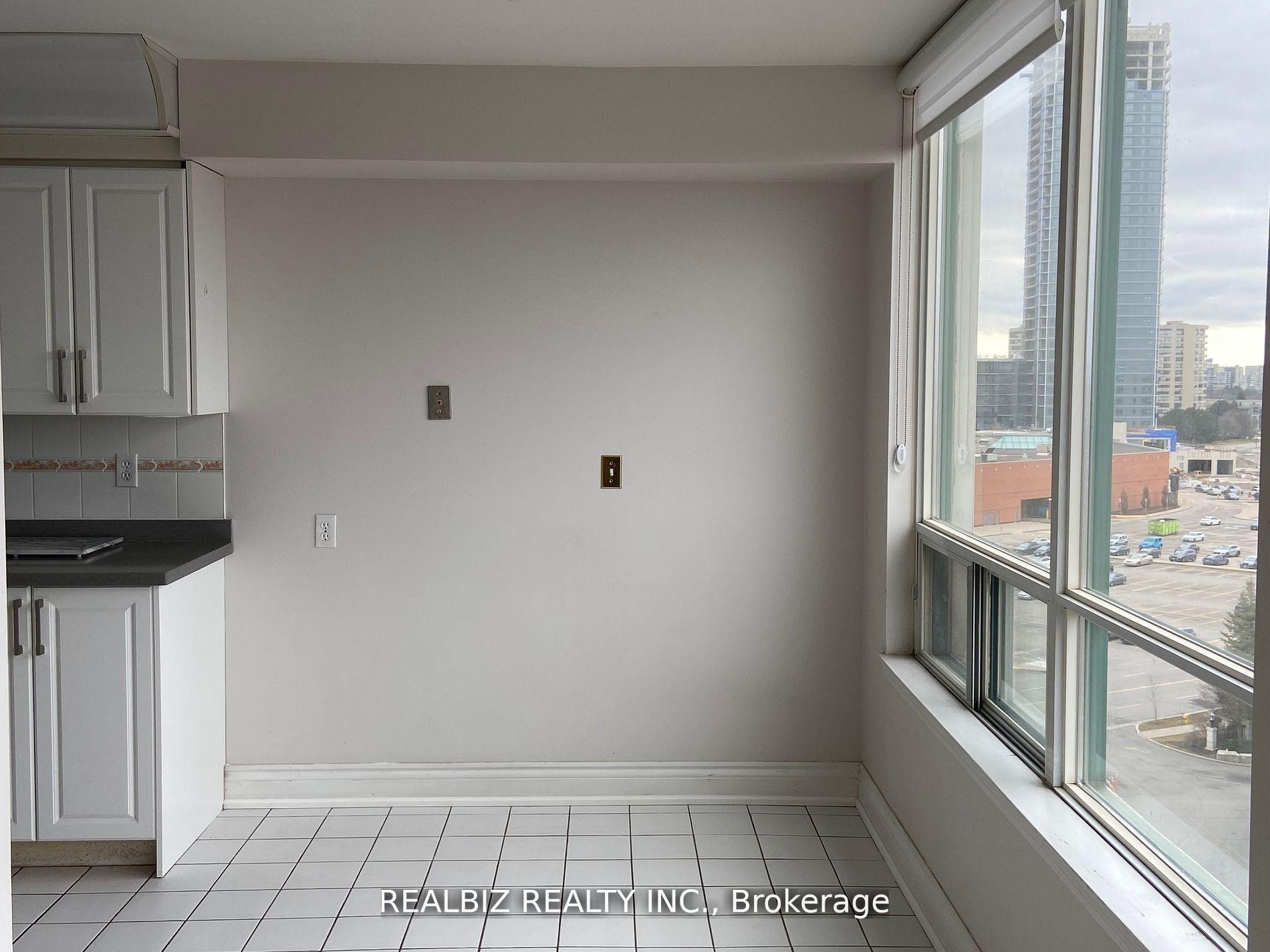 Photo 16 of Unit 908, 110 promenade Circle, Vaughan, Brownridge — HOMEH