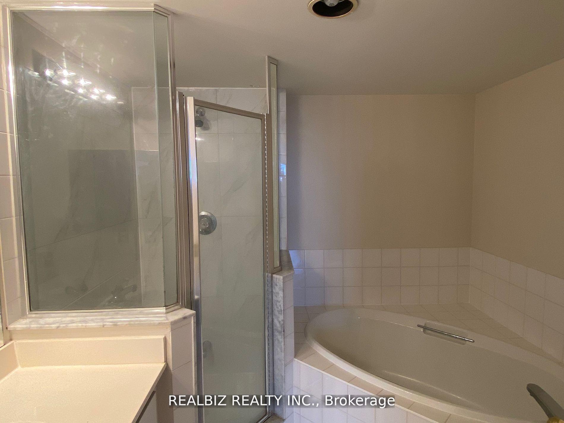 Photo 18 of Unit 908, 110 promenade Circle, Vaughan, Brownridge — HOMEH