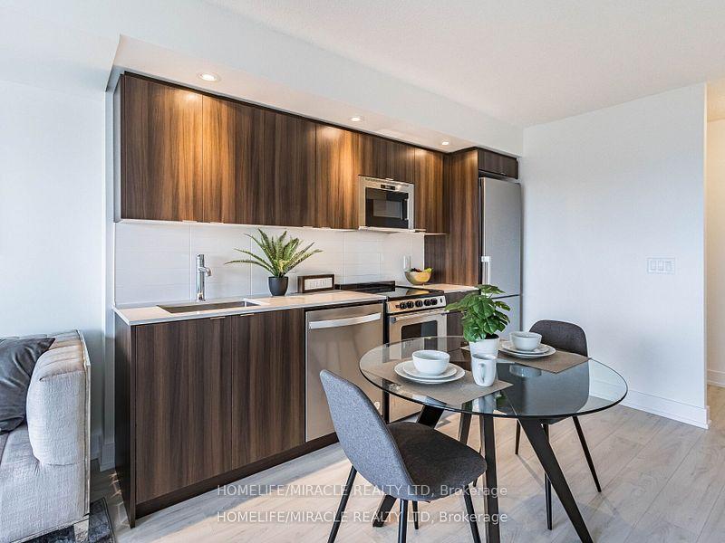 Photo 24 of Unit 1503, 10 Eva Road, Etobicoke, Etobicoke West Mall — HOMEH