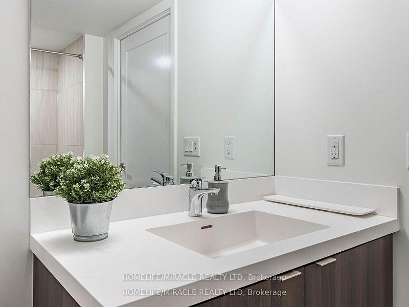 Photo 33 of Unit 1503, 10 Eva Road, Etobicoke, Etobicoke West Mall — HOMEH
