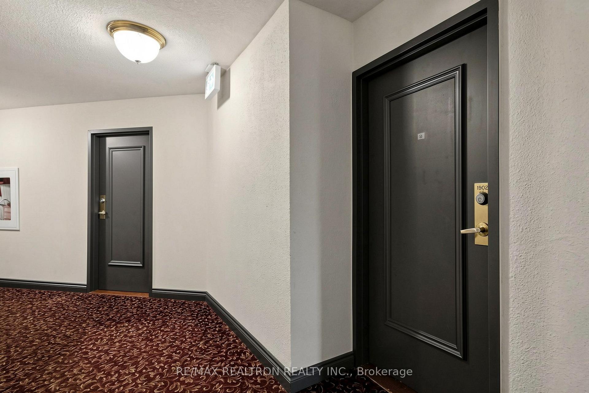 Photo 5 of Unit 1902, 236 Albion Road, Etobicoke, Elms-Old Rexdale — HOMEH