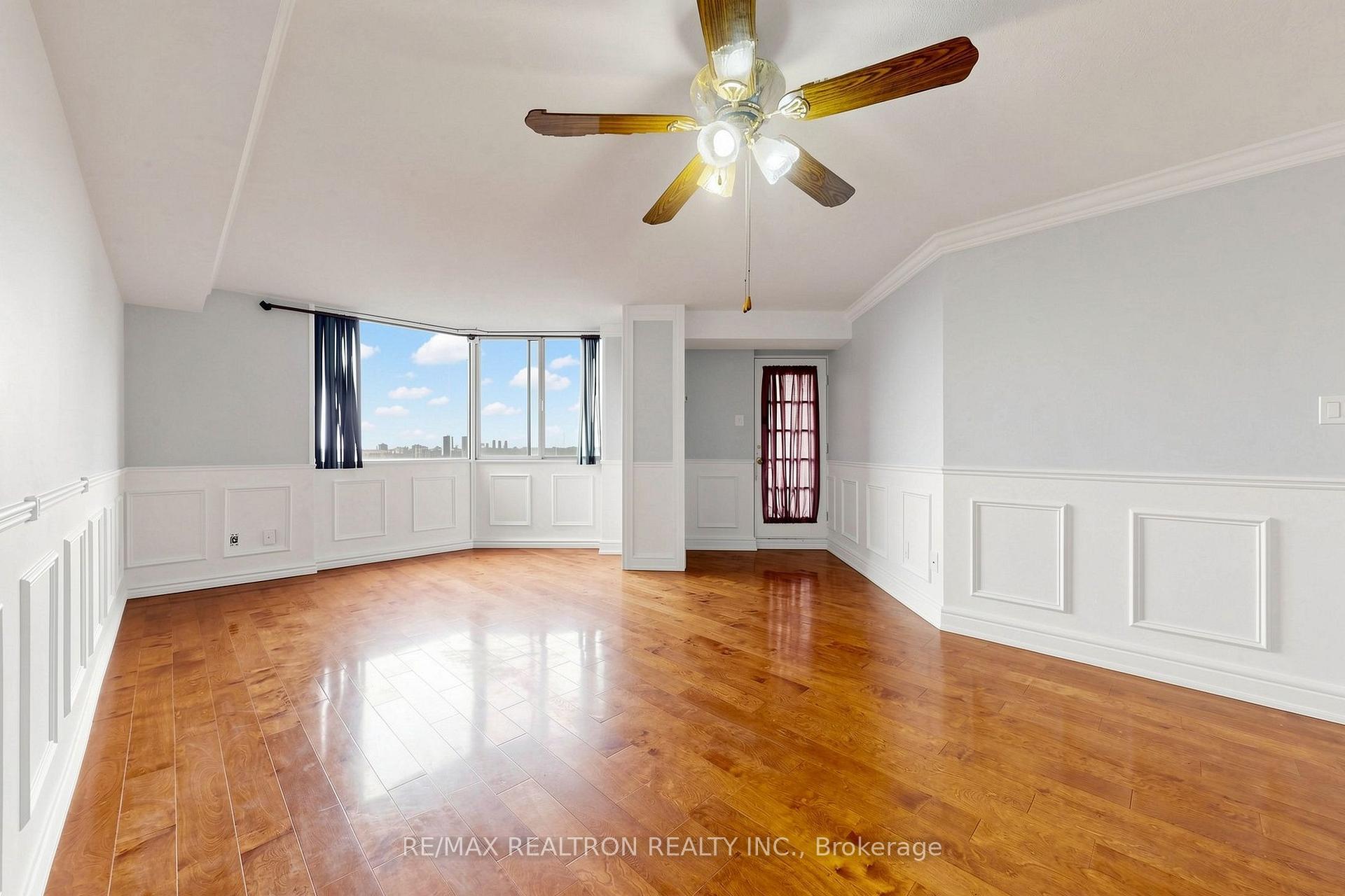 Photo 7 of Unit 1902, 236 Albion Road, Etobicoke, Elms-Old Rexdale — HOMEH