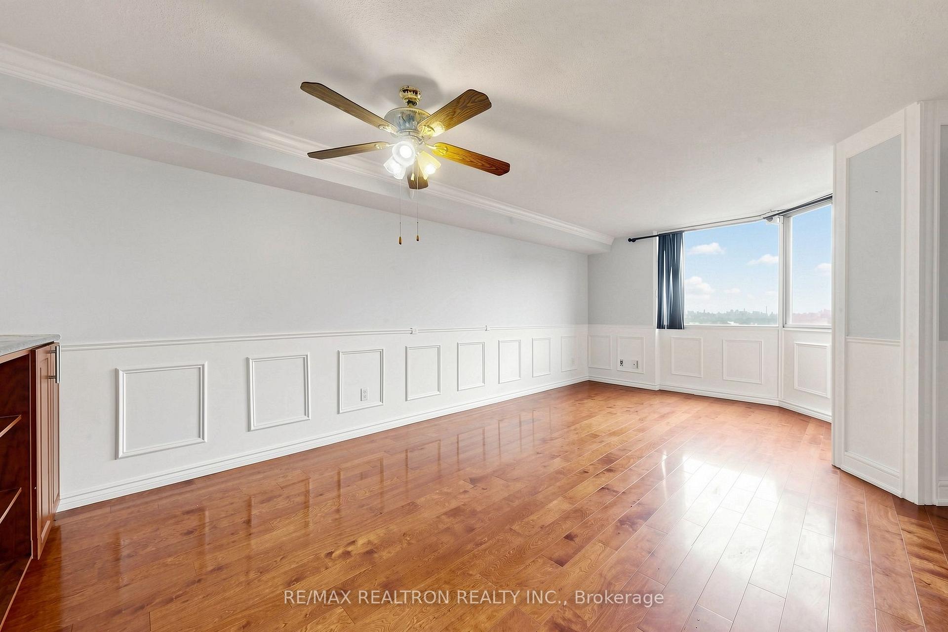 Photo 9 of Unit 1902, 236 Albion Road, Etobicoke, Elms-Old Rexdale — HOMEH