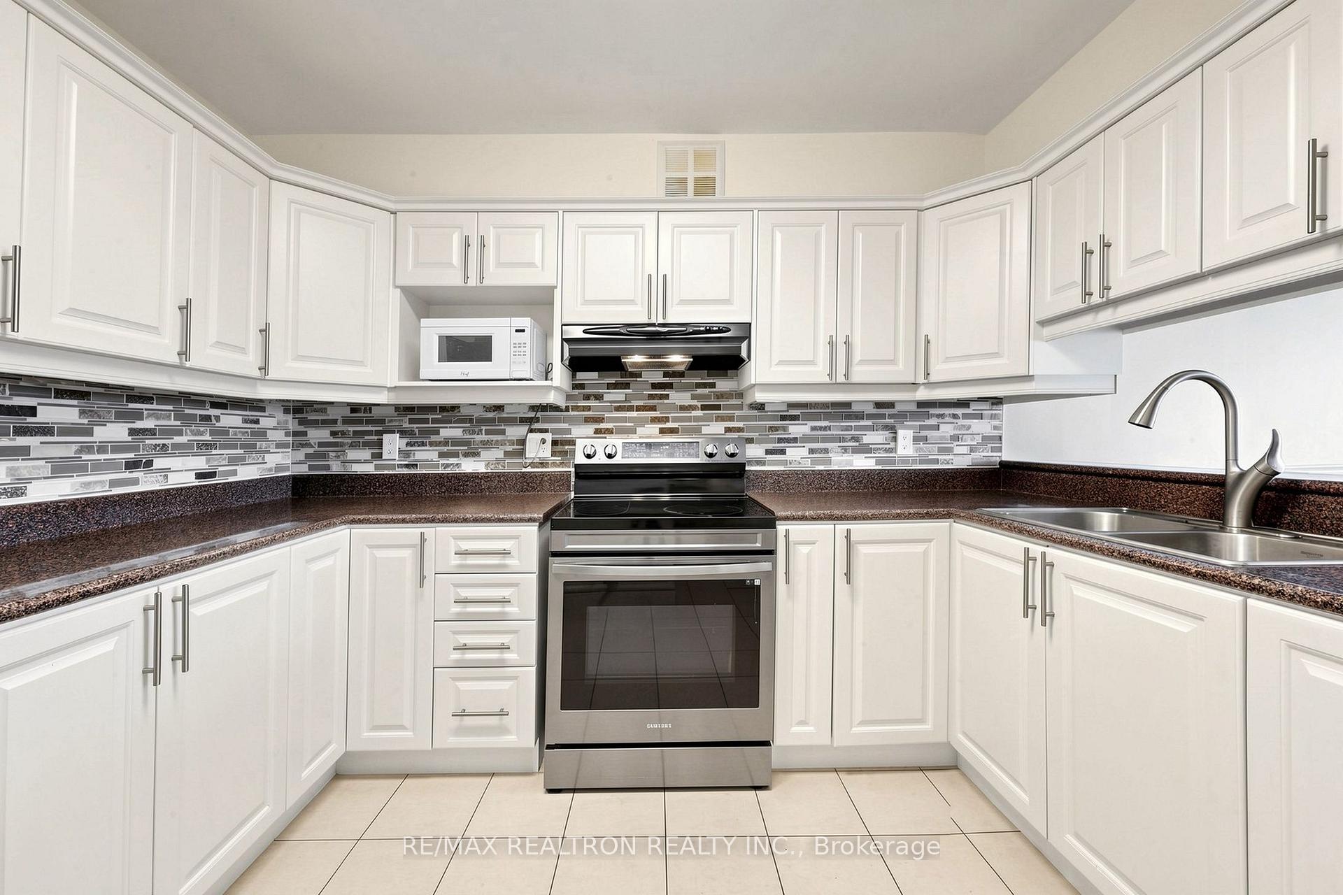 Photo 14 of Unit 1902, 236 Albion Road, Etobicoke, Elms-Old Rexdale — HOMEH