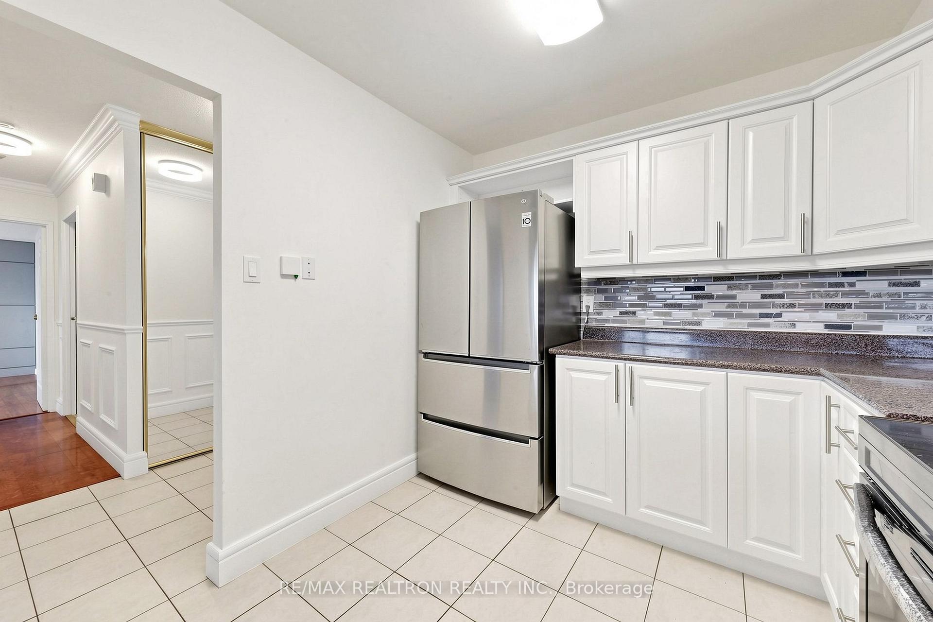 Photo 16 of Unit 1902, 236 Albion Road, Etobicoke, Elms-Old Rexdale — HOMEH