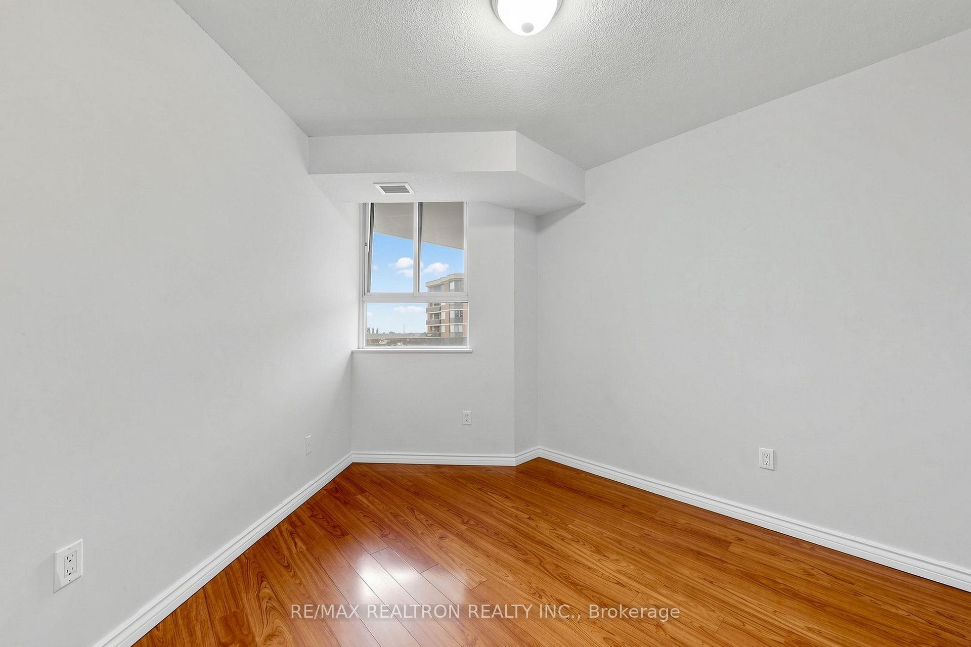 Photo 21 of Unit 1902, 236 Albion Road, Etobicoke, Elms-Old Rexdale — HOMEH
