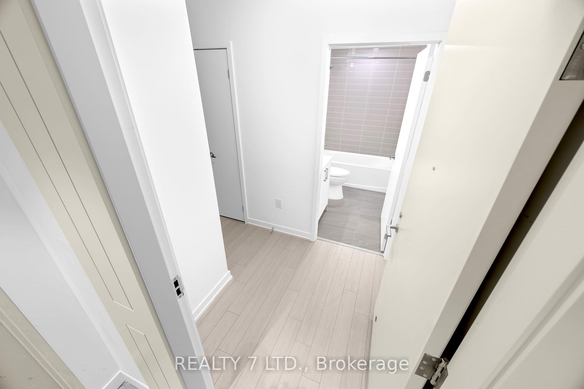 Photo 16 of Unit 708, 4010 Eglinton Avenue W, Etobicoke, Humber Heights — HOMEH