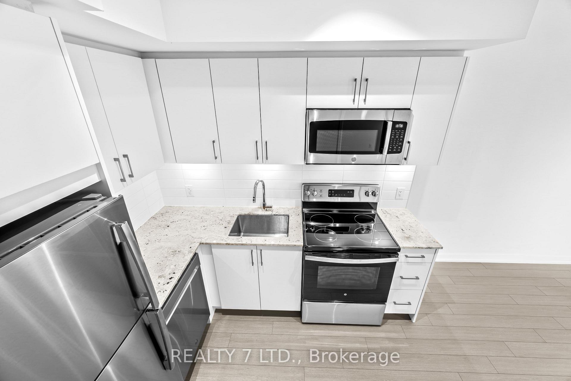 Photo 32 of Unit 708, 4010 Eglinton Avenue W, Etobicoke, Humber Heights — HOMEH