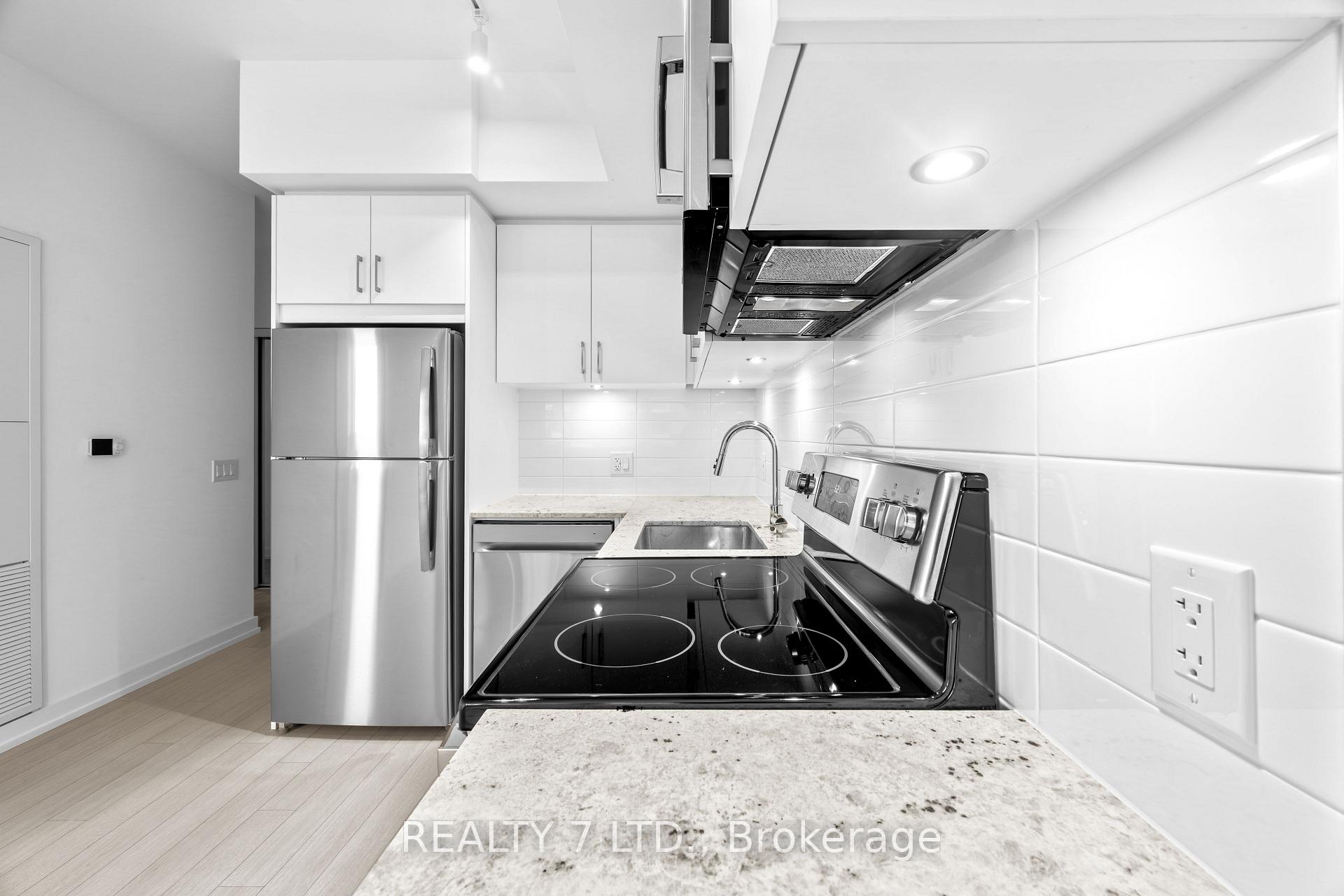 Photo 34 of Unit 708, 4010 Eglinton Avenue W, Etobicoke, Humber Heights — HOMEH