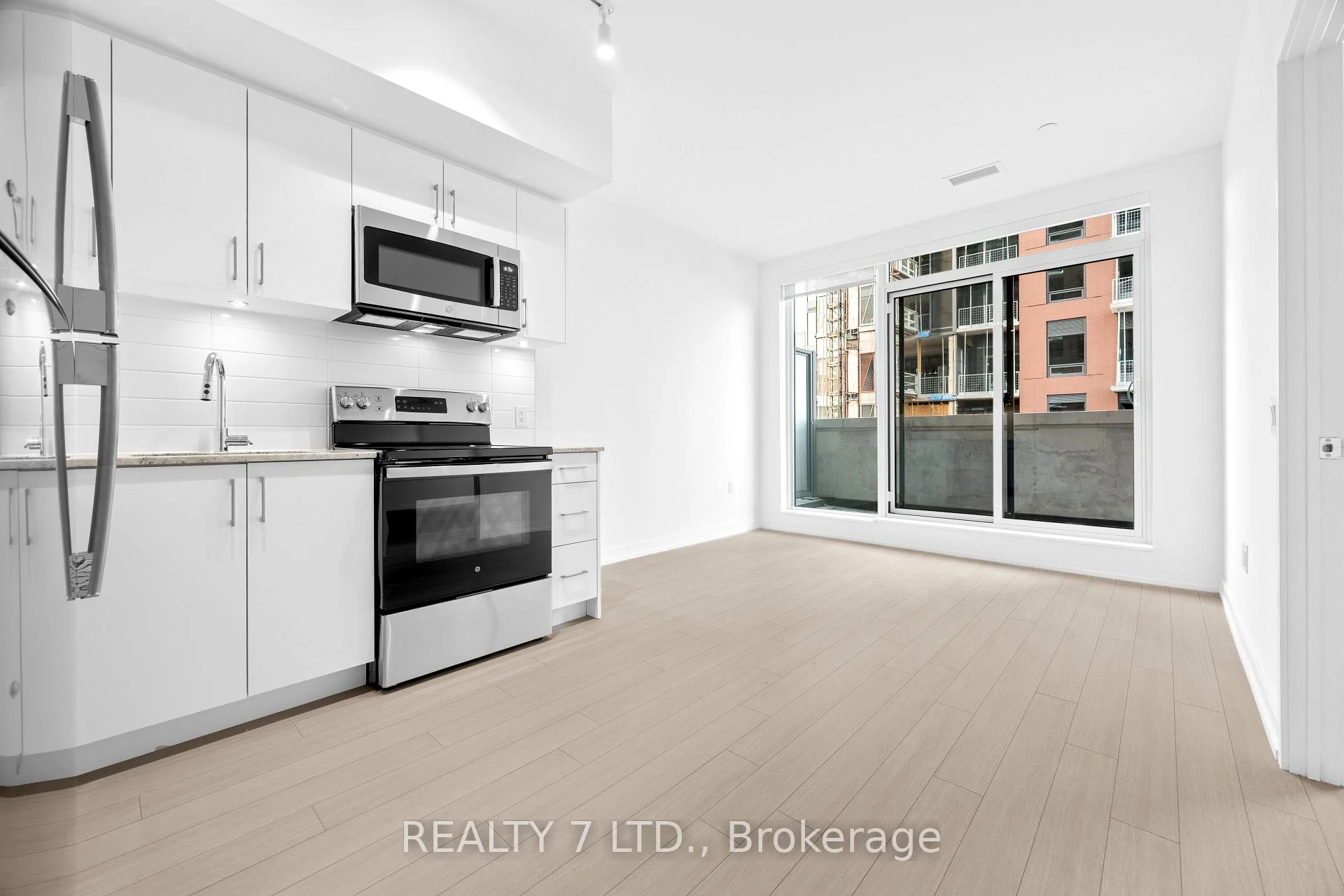 Photo 25 of Unit 708, 4010 Eglinton Avenue W, Etobicoke, Humber Heights — HOMEH