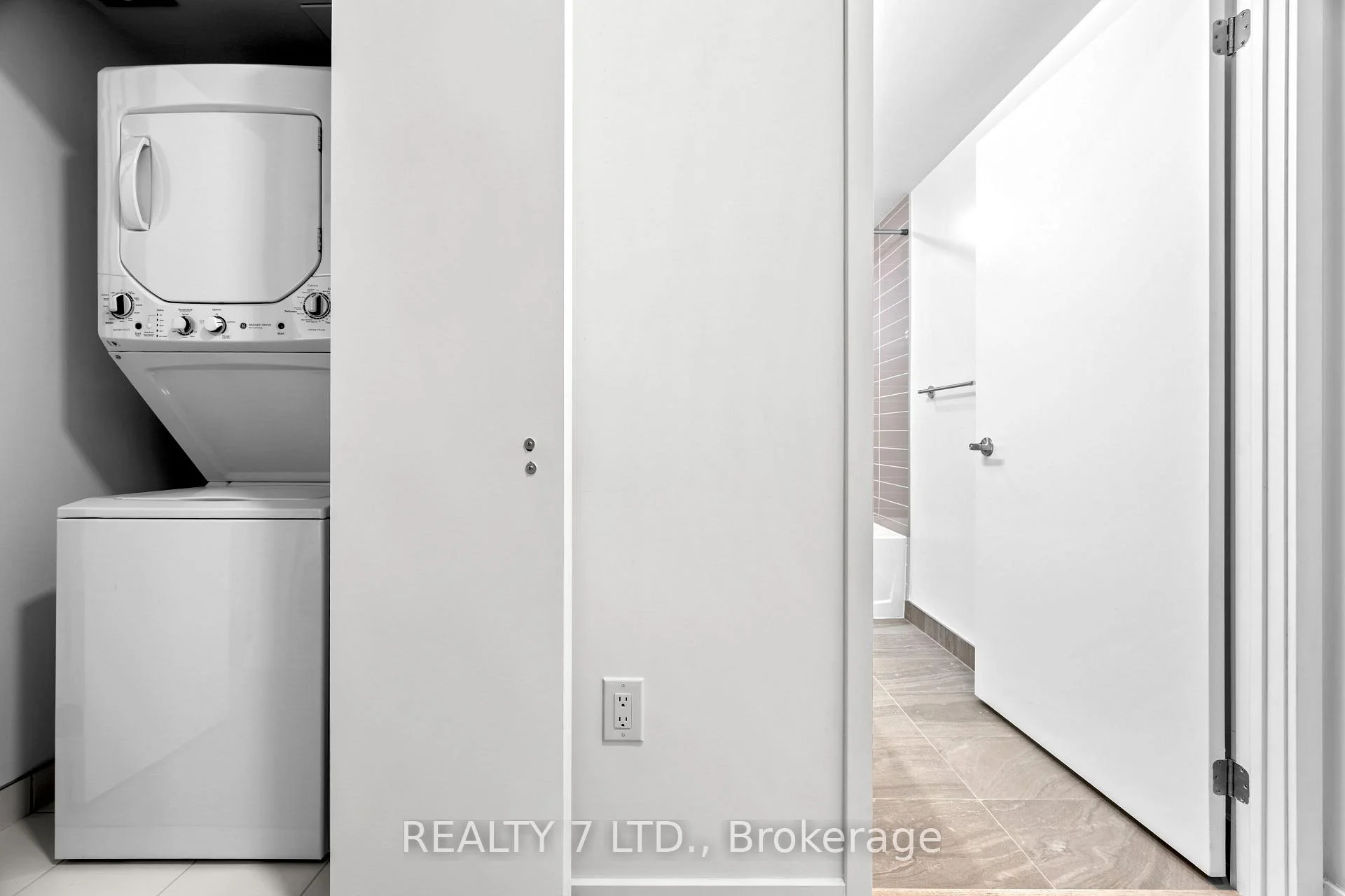Photo 75 of Unit 708, 4010 Eglinton Avenue W, Etobicoke, Humber Heights — HOMEH