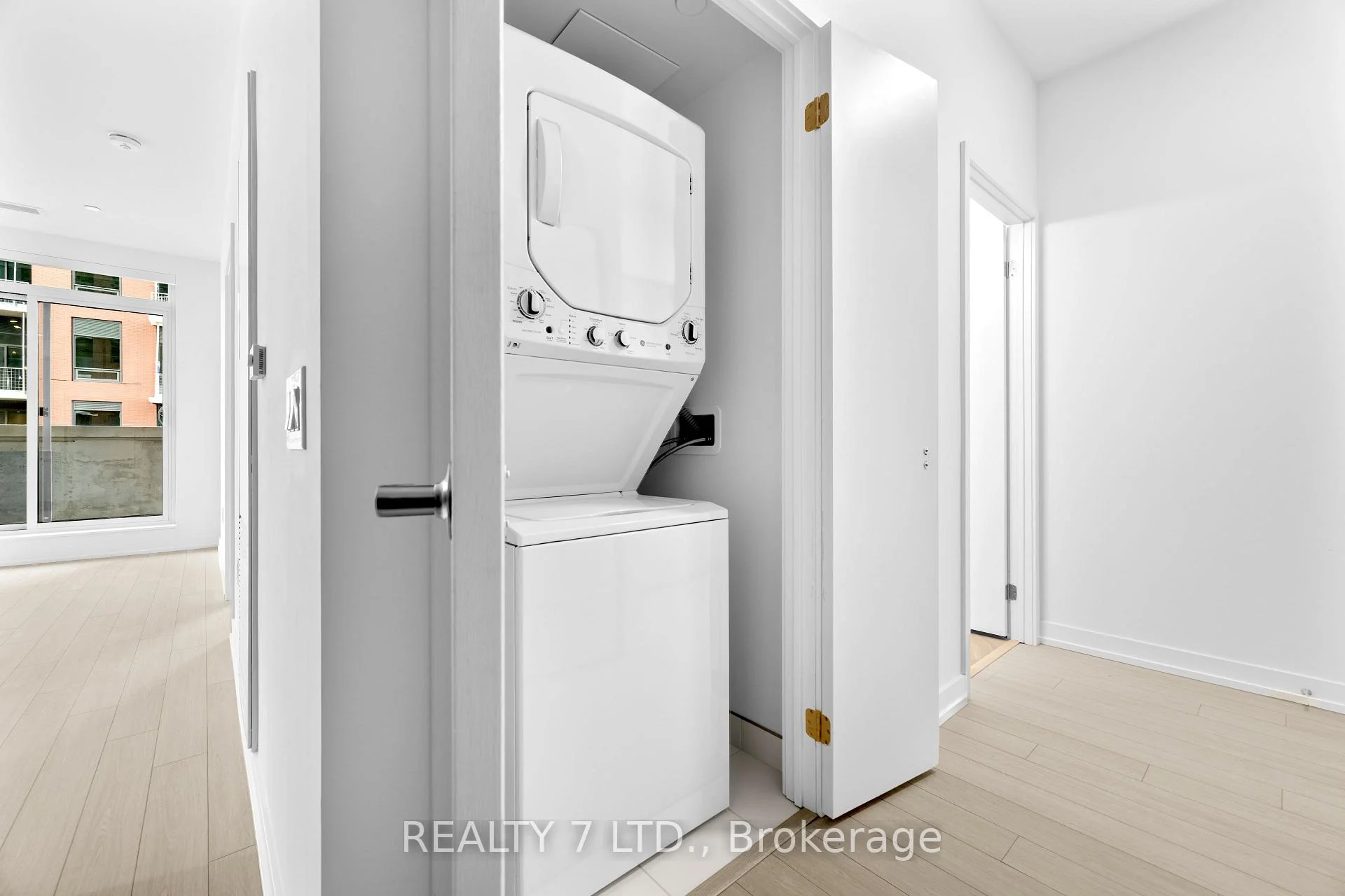 Photo 77 of Unit 708, 4010 Eglinton Avenue W, Etobicoke, Humber Heights — HOMEH