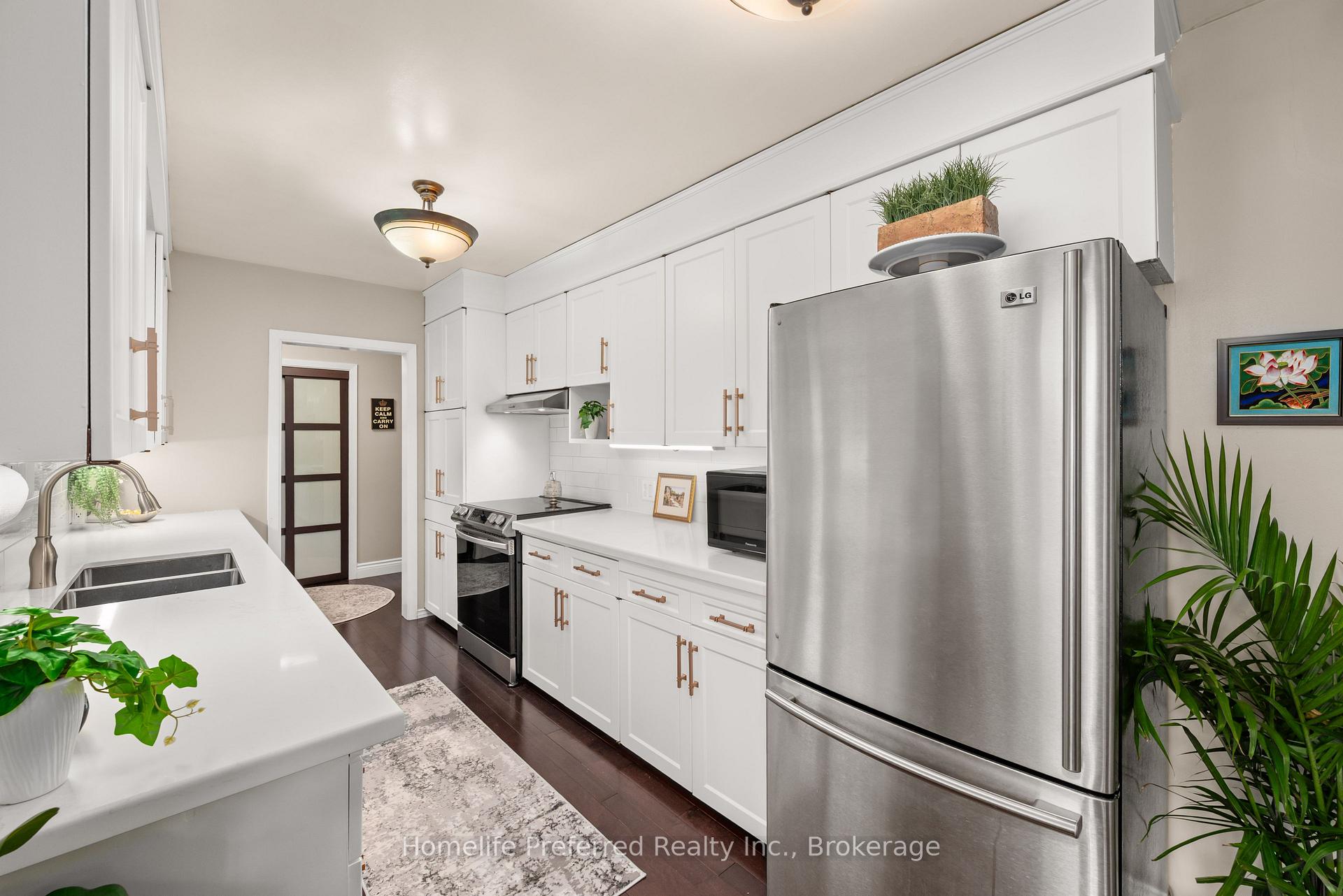 Photo 11 of 548 Bissview Avenue, Selwyn — HOMEH