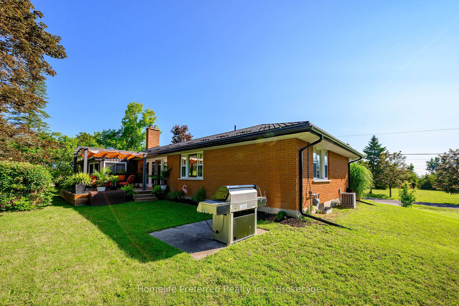 Photo 48 of 548 Bissview Avenue, Selwyn — HOMEH
