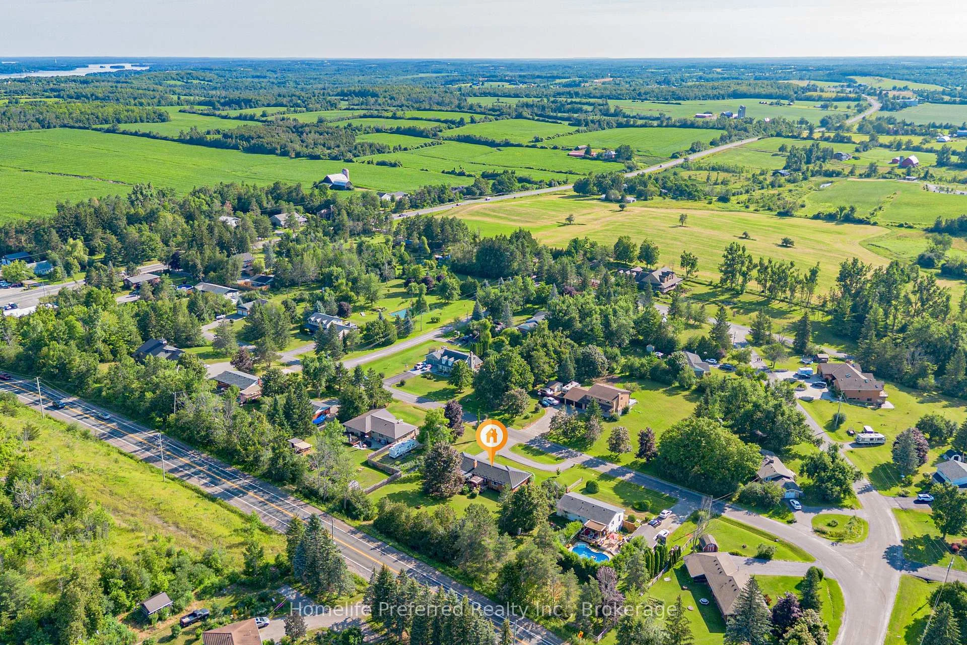 Photo 9 of 548 Bissview Avenue, Selwyn — HOMEH
