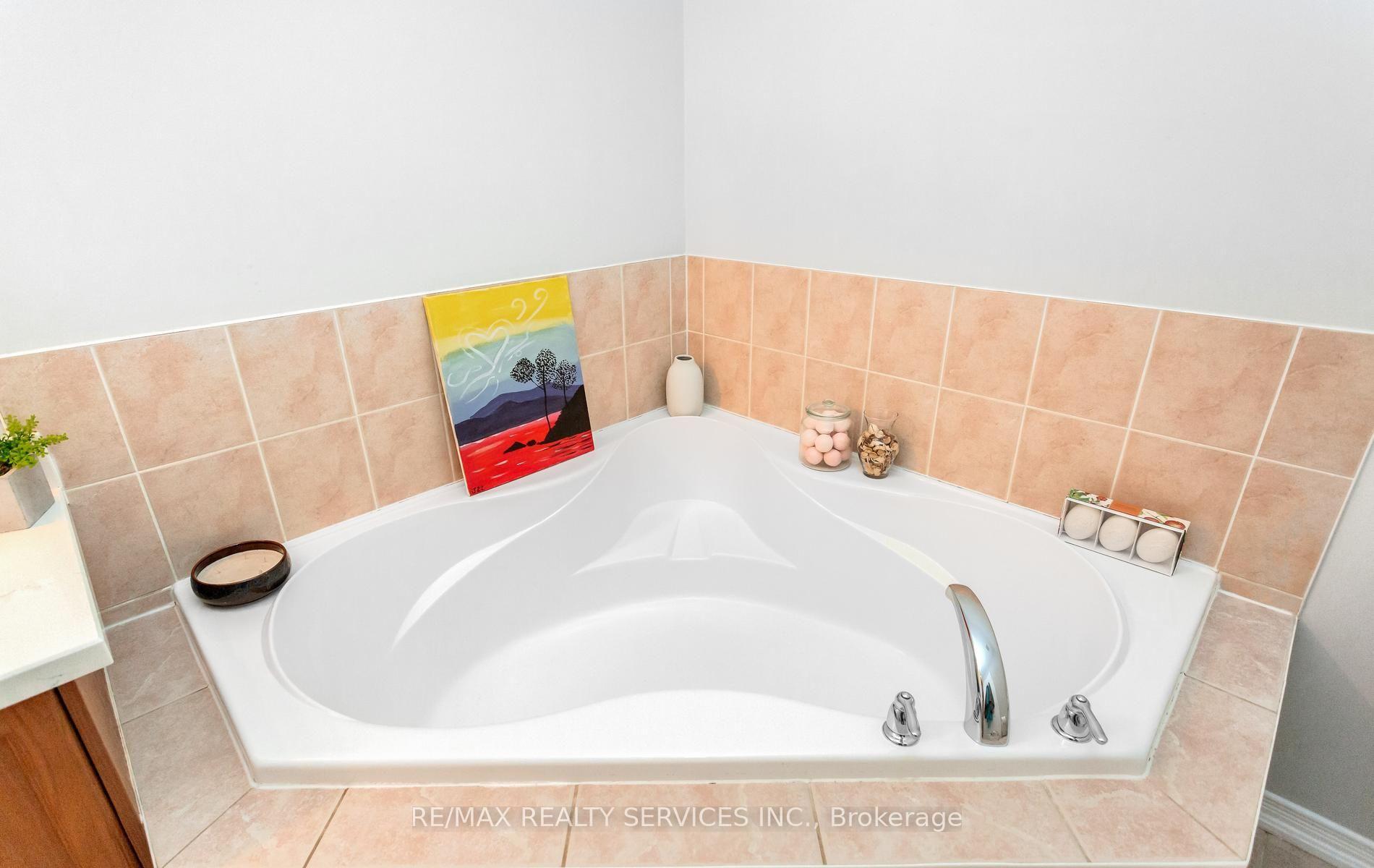 Photo 26 of Unit 90, 651 Farmstead Drive, Milton, Willmott — HOMEH