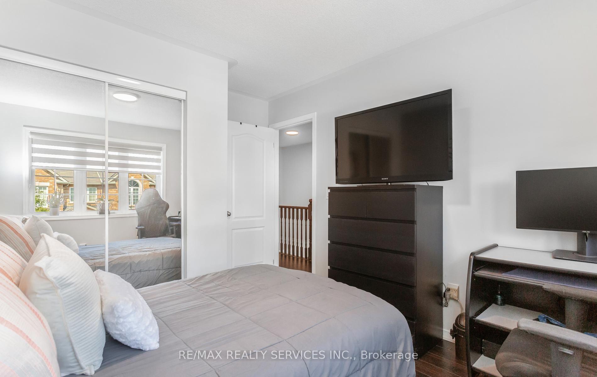 Photo 31 of Unit 90, 651 Farmstead Drive, Milton, Willmott — HOMEH