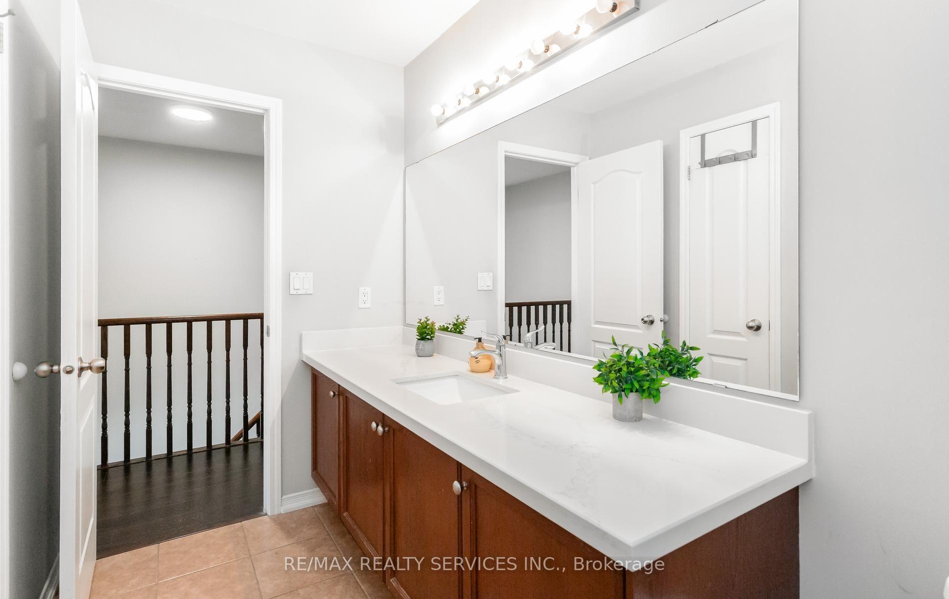 Photo 34 of Unit 90, 651 Farmstead Drive, Milton, Willmott — HOMEH