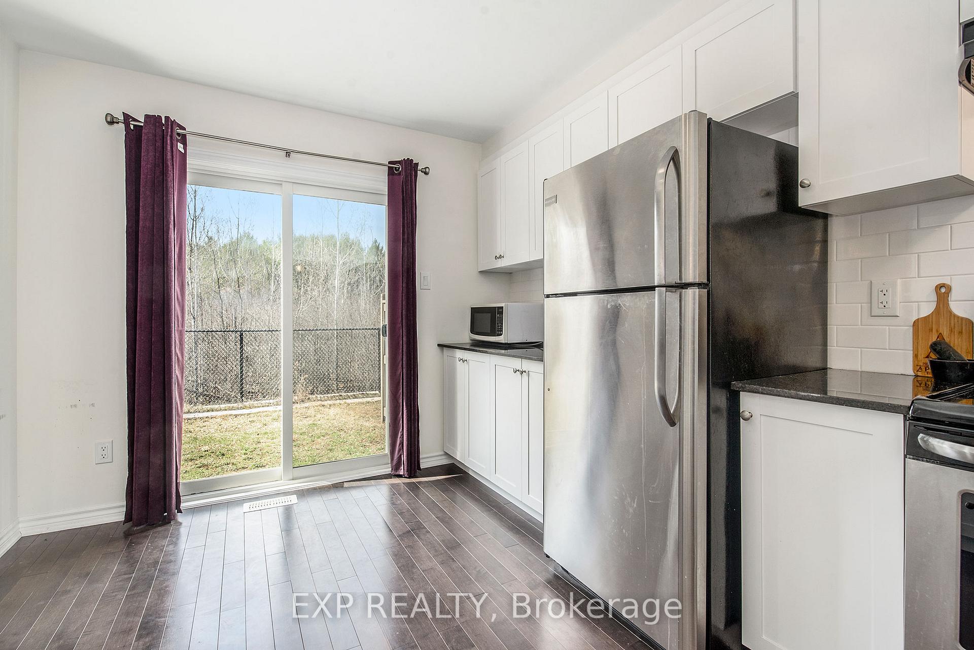 Photo 11 of 141 Maestro Avenue, Ottawa, Stittsville (North) — HOMEH