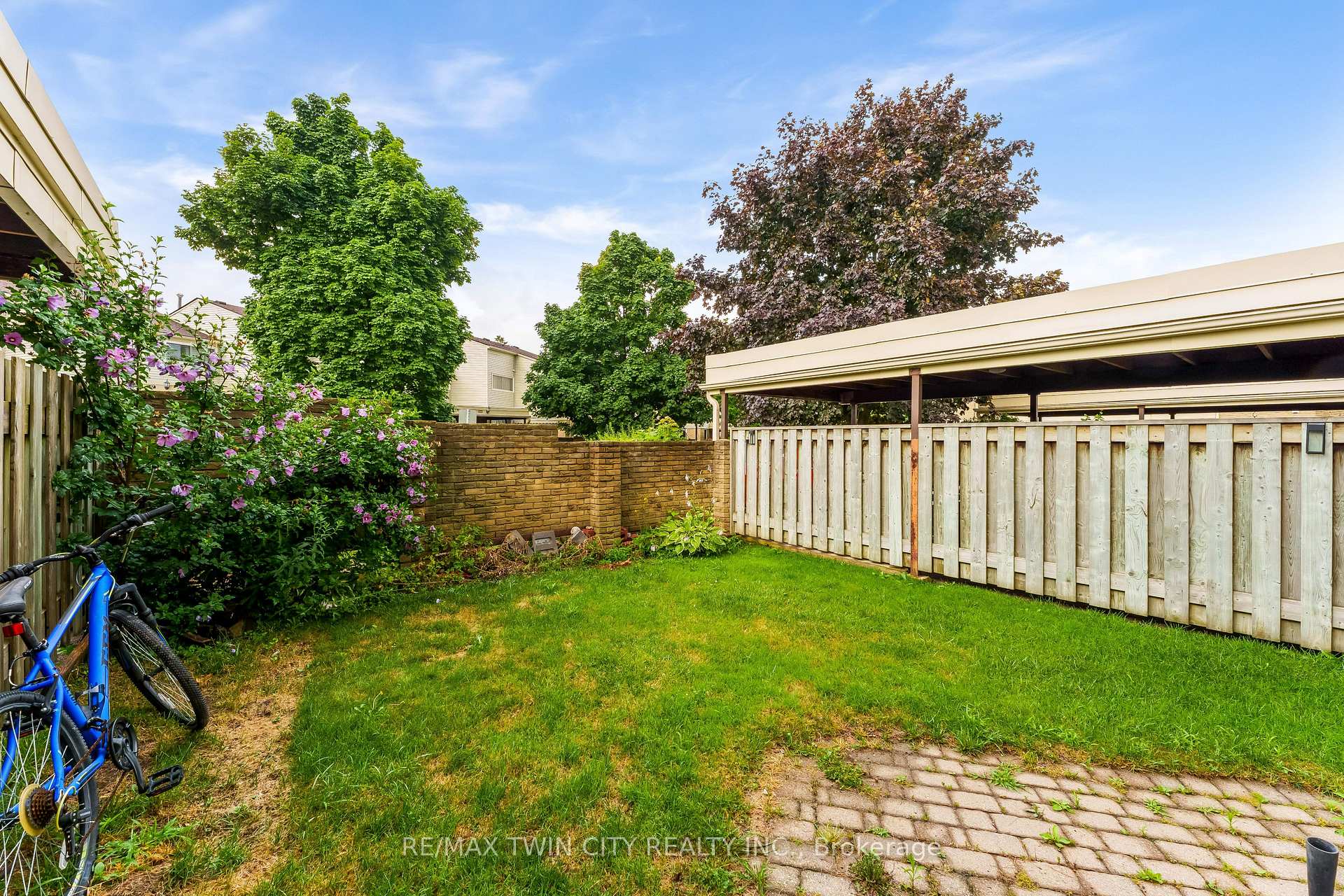 Photo 26 of Unit 23, 415 Morgan Avenue, Kitchener, Centreville Chicopee — HOMEH