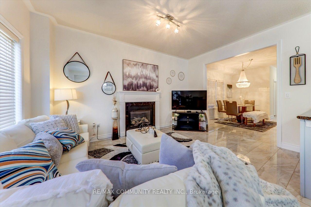 Photo 11 of 69 Clearfield Drive, Brampton, Bram East — HOMEH