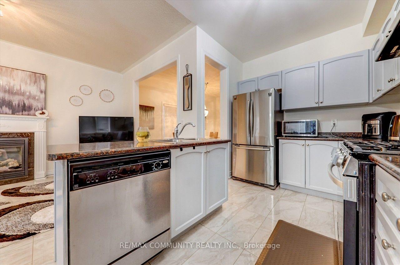 Photo 15 of 69 Clearfield Drive, Brampton, Bram East — HOMEH