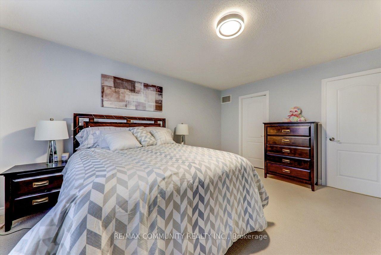 Photo 19 of 69 Clearfield Drive, Brampton, Bram East — HOMEH