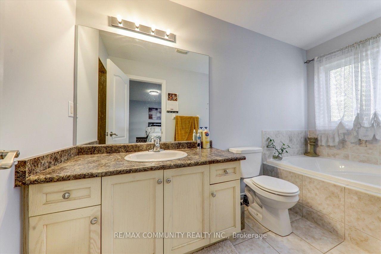 Photo 21 of 69 Clearfield Drive, Brampton, Bram East — HOMEH