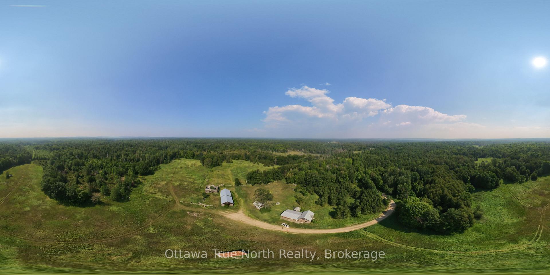 Photo 4 of 652 Wren Road, Bonnechere Valley, Eganville/Bonnechere Twp — HOMEH