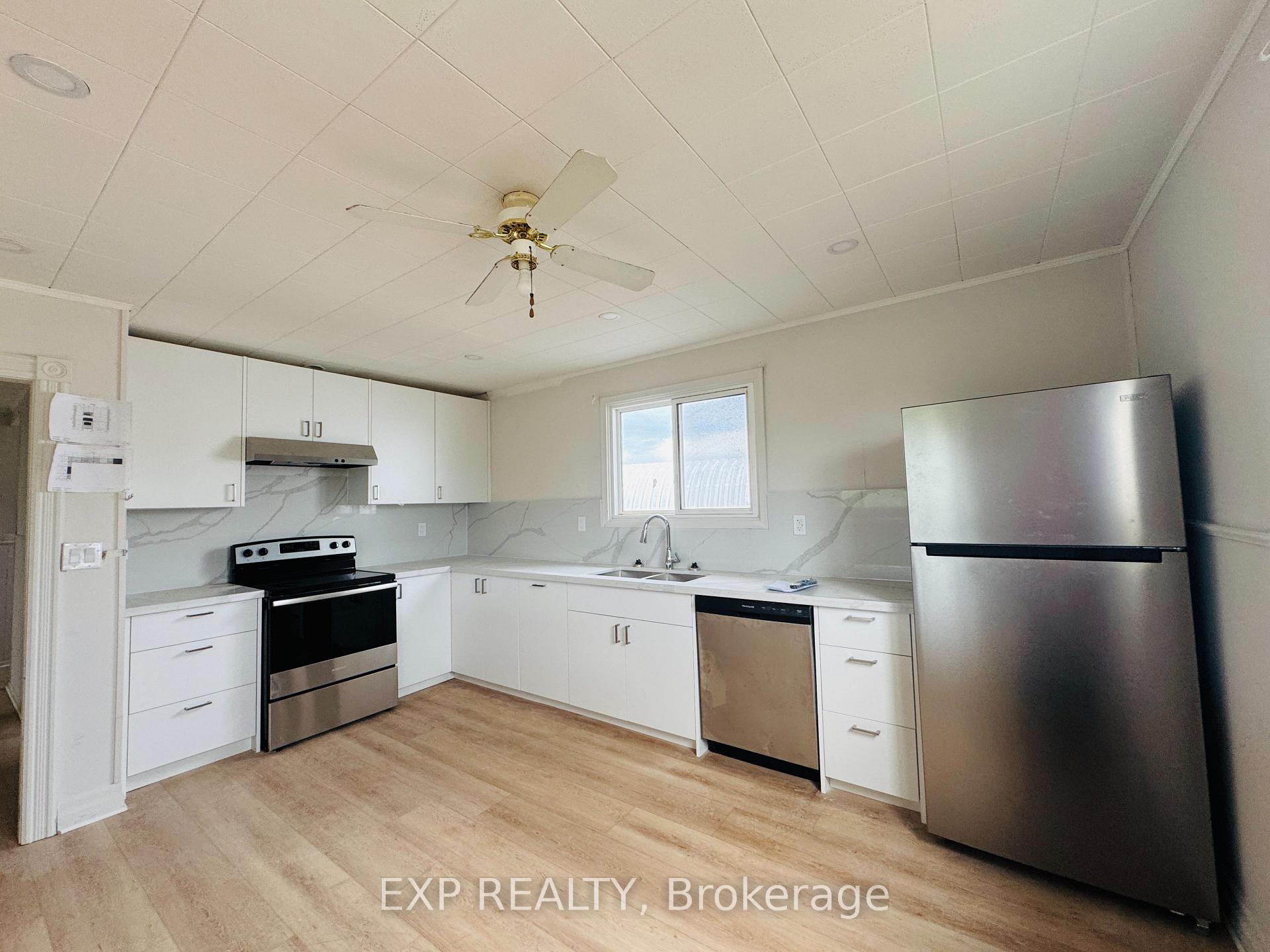Photo 1 of Unit B, 112 Baseline Road, Clarington, Bowmanville — HOMEH